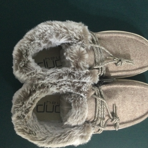 NIB HEY DUDE BRITT FOLD SHOES W/FAUX FUR LINING & COLLAR COLOR: CHOCOLATE US 9 - Picture 7 of 10